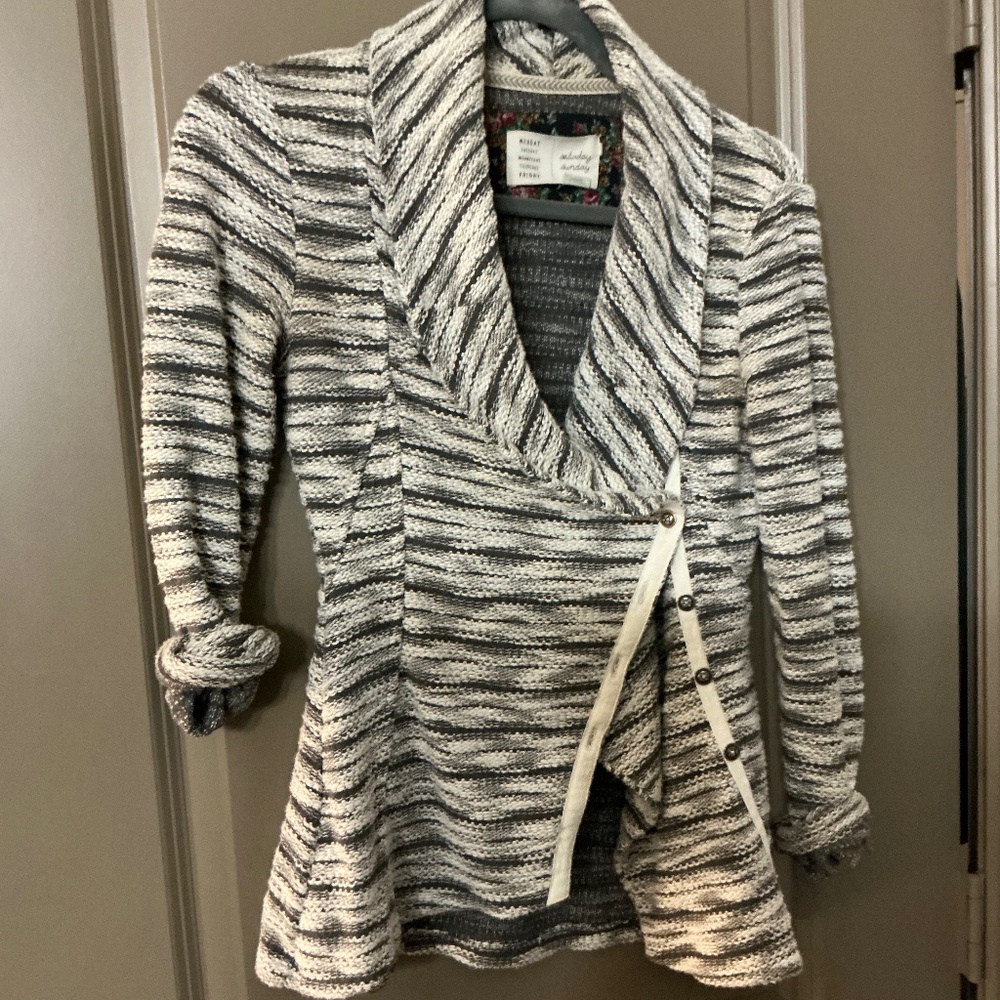 ANTHROPOLOGIE - Saturday Sunday - Lace Sweatshirt